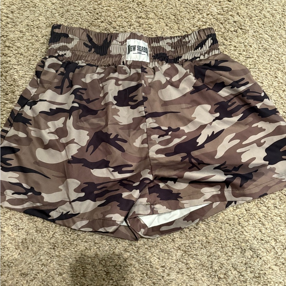 SHEIN Camouflage Patterned Shorts